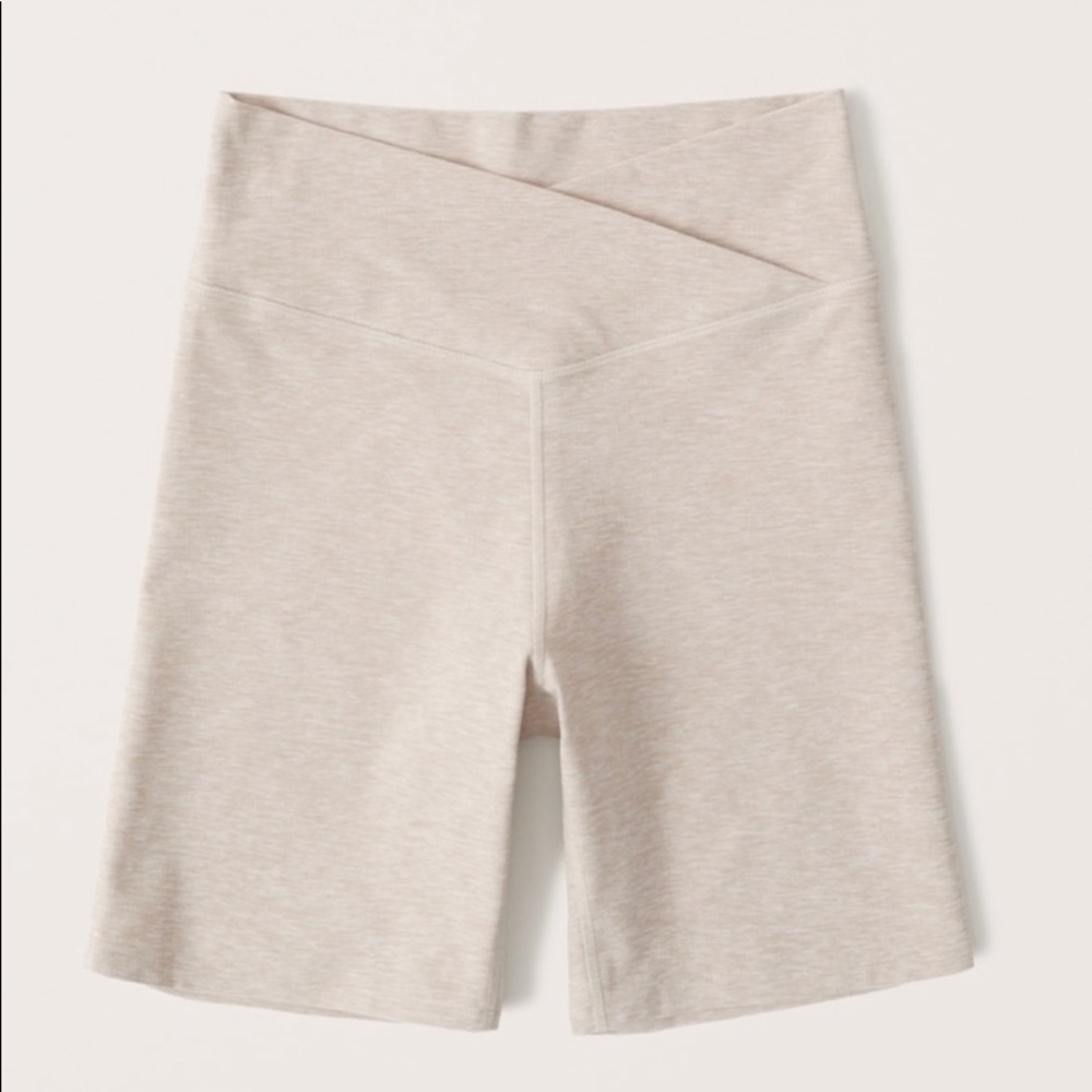 Abercrombie V Waist Biker Shorts